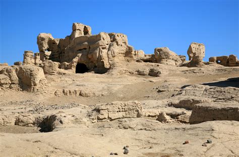 Die Ruinenstadt Jiaohe – Ein rätselhaftes historisches Mosaik im Herzen der Wüste!