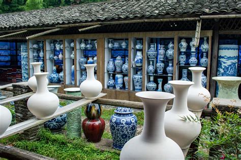 Die Jingdezhen Keramikstadt – ein Paradies für Porzellanliebhaber und geschichtsbegeisterte Reisende!