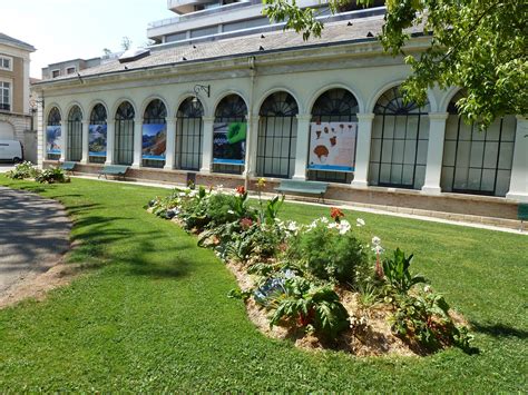 Der Jardin des Plantes: Ein botanischer Paradies inmitten der geschäftigen Stadt Grenoble!