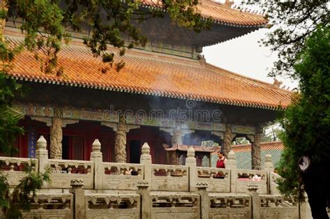 Die Qufu Konfuziustempel – Ein spirituelles Juwel der chinesischen Geschichte!